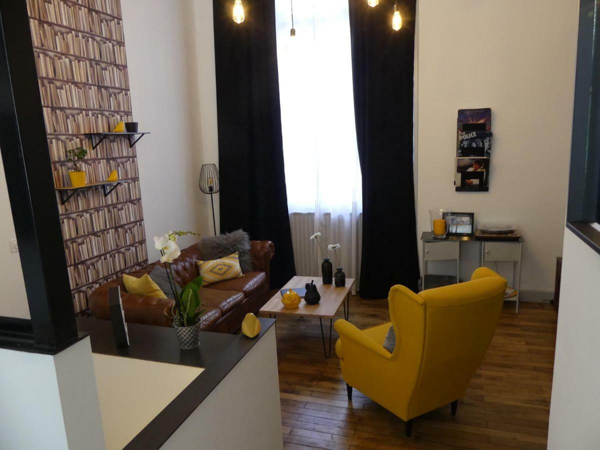 Entre Nous - La Poste Apartment โซมูร์ ภายนอก รูปภาพ